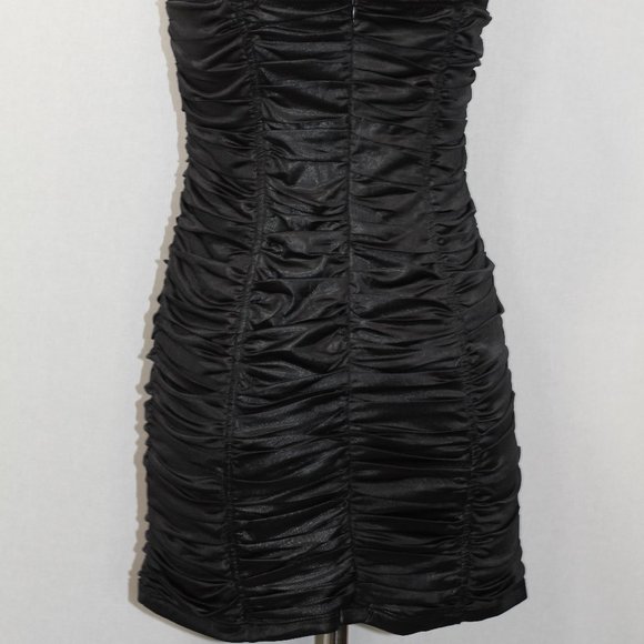 Entry Black Dress - Picture 10 of 14